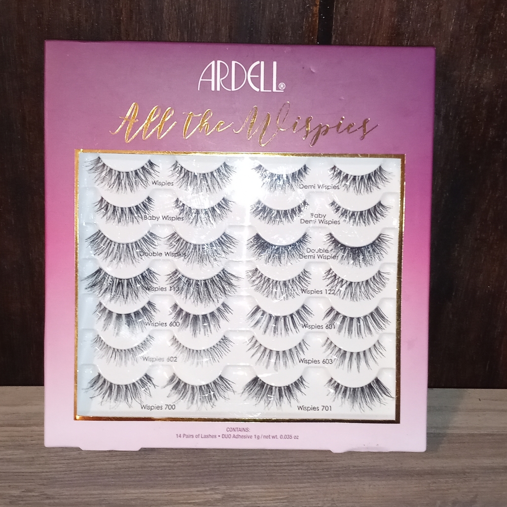 Ardell lashes. 14 pairs ready to be use.